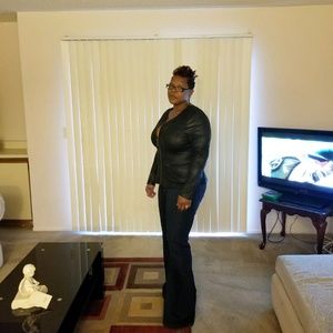 Meet your Posher, Revonda